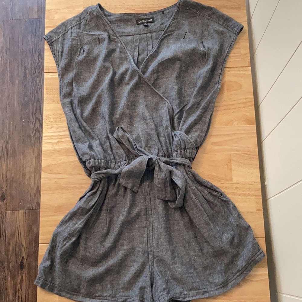 Toad&Co Chambray Romper-M